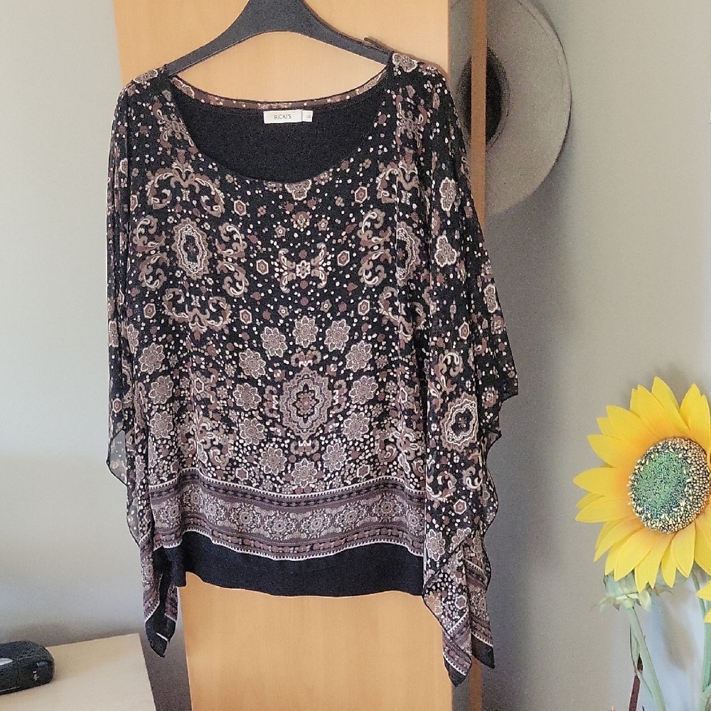 Ricki's Black and Brown Patterned Blouse